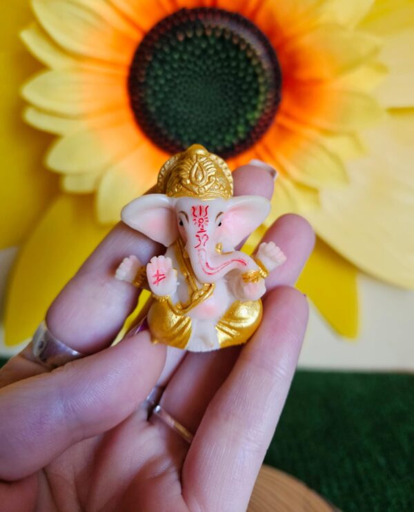 Mini Ganesha dorada 5 CM Decoración