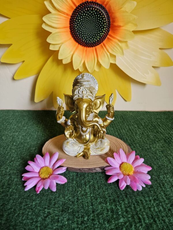 Ganesha pan de oro 13,5 CM Decoración